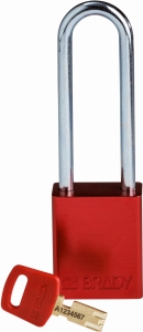 Brady kłódka SafeKey aluminium - szekla stalowa 76 mm różne klucze (150332)