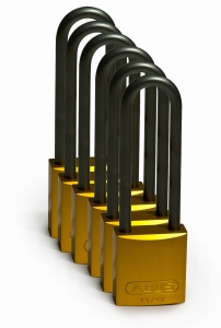 Tradycyjna pełna kłódka aluminiowa Brady - szekla z litego aluminium 75 mm różne klucze zestaw 6 szt. (814082)